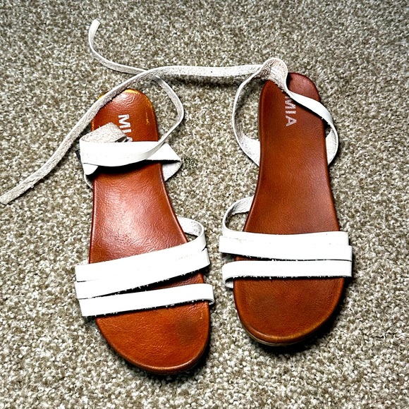 Gently used - Picture 1 of 1